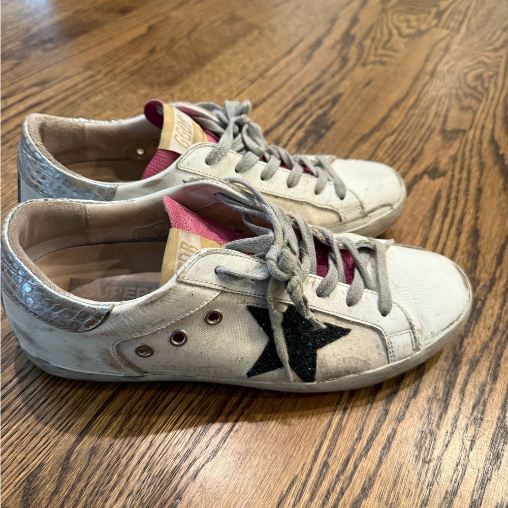 Golden Goose Superstar Sneakers Size 9 - Picture 5 of 9